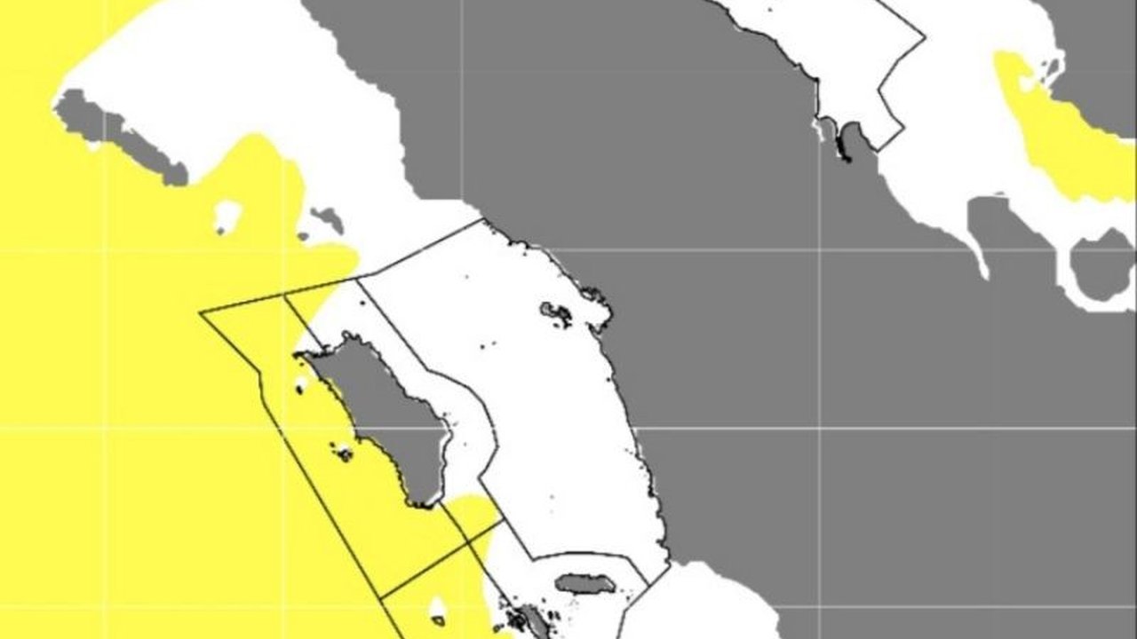 BMKG mengeluarkan peringatan dini potensi Gelombang Tinggi Samudera Hindia Nias hingga 4 meter pada 15-17 September 2025. Cari tahu dampaknya terhadap aktivitas pelayaran di wilayah tersebut.