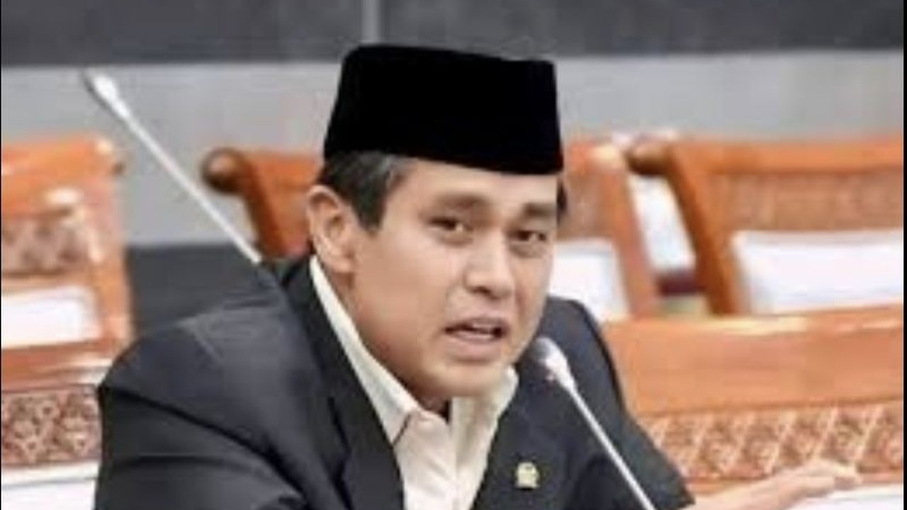 Anggota DPR RI menyoroti pentingnya penanganan pascabanjir Bali secara komprehensif setelah menelan 18 korban jiwa dan ratusan pengungsi. Apa saja langkah mitigasi yang disarankan?