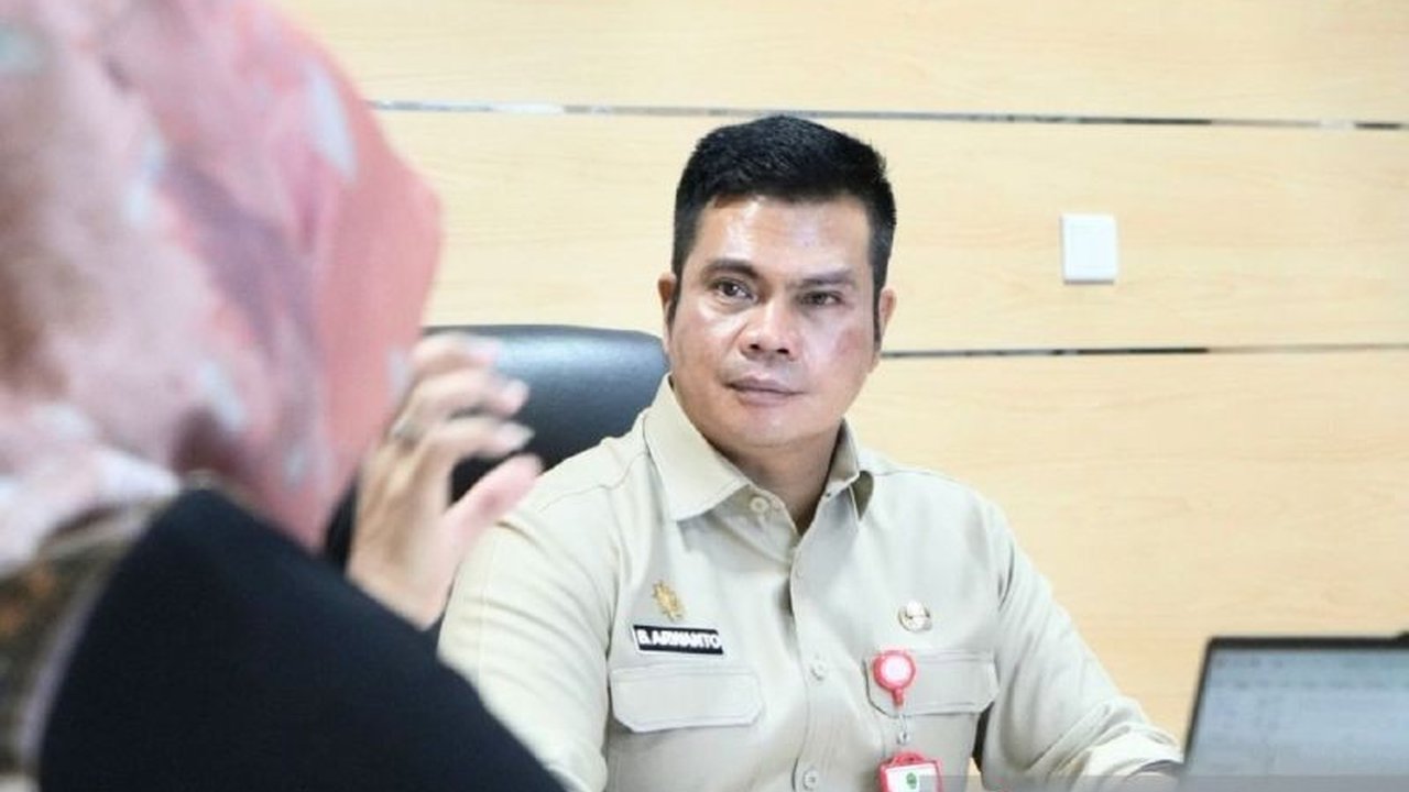 Dinas ESDM Kaltim mendesak penutupan lubang tambang bekas galian setelah seorang warga tewas di Samarinda Utara, memicu pertanyaan tentang reklamasi dan keselamatan.