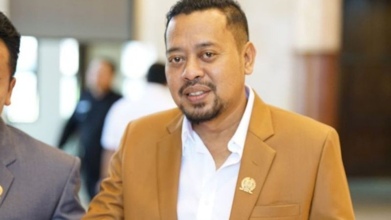 DPRD Jatim mendesak Dinas Perhubungan memperketat pemeriksaan bus pasca-kecelakaan maut di Bromo yang menewaskan 8 orang. Langkah ini penting demi keselamatan penumpang.