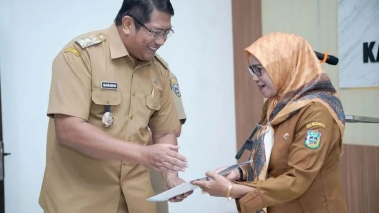 Wakil Bupati Pacitan Gagarin Sumrambah mendorong 41 Pensiunan Pacitan Berkarya dan aktif berkontribusi. Pensiun bukan akhir, melainkan awal pengabdian baru. Apa pesan pentingnya?