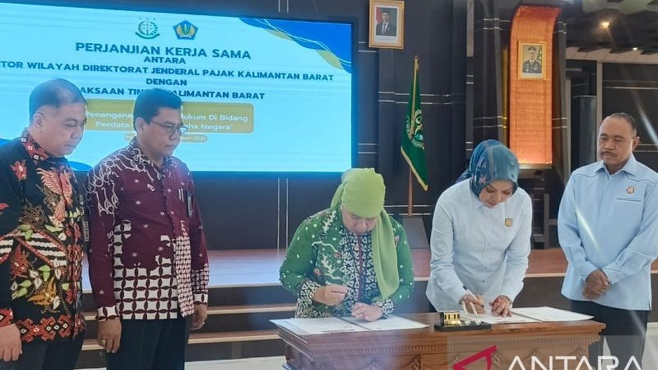 Kanwil DJP Kalbar dan Kejati Kalbar teken kerja sama operasional. Sinergi DJP Kejati Kalbar ini perkuat penegakan hukum pajak, termasuk pemanggilan penunggak. Apa dampaknya bagi wajib pajak?