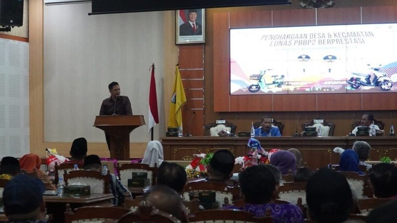 Pemerintah Kabupaten Jepara mengumumkan 128 desa berhasil lunas Pelunasan PBB-P2, melampaui target penerimaan. Apresiasi diberikan kepada wajib pajak yang taat.