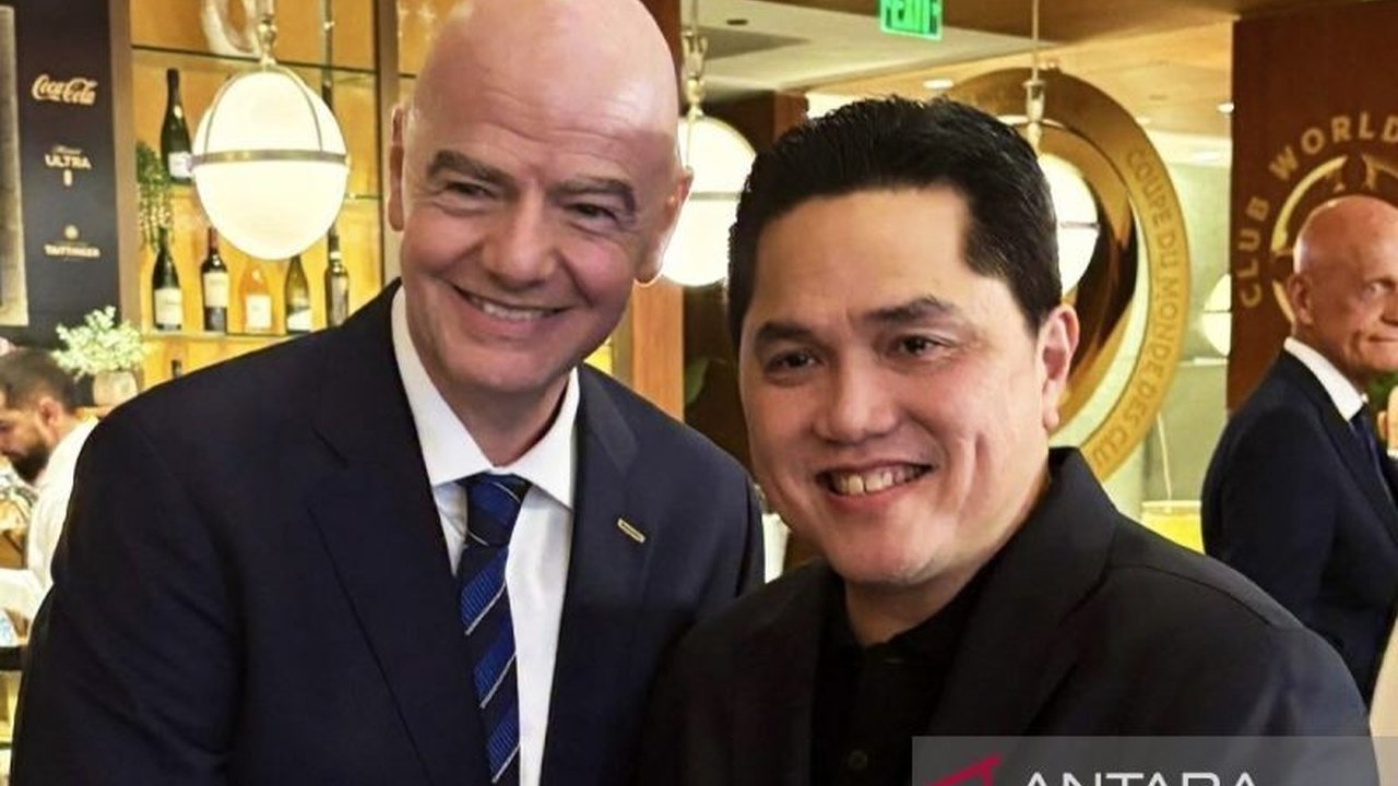 Erick Thohir resmi jadi Menpora, mendapat ucapan selamat dari Presiden FIFA Gianni Infantino yang memuji kinerjanya. Apa saja tantangan besar Erick Thohir sebagai Menpora?