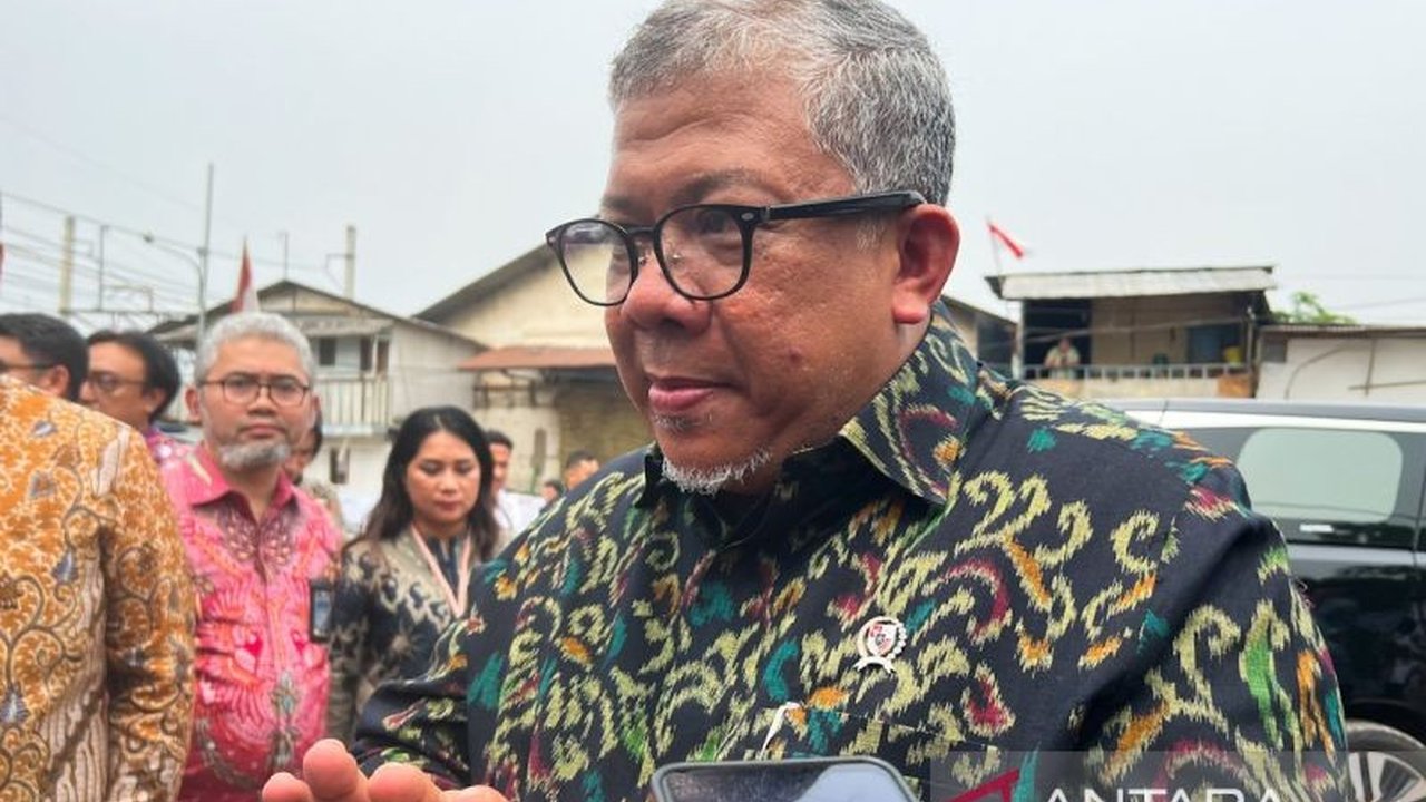 Pemerintah serius wujudkan Lahan KAI Rumah Murah di seluruh stasiun, dari Jawa hingga luar Jawa. Program ini diharapkan jadi solusi hunian terjangkau bagi pekerja kota. Simak detailnya!