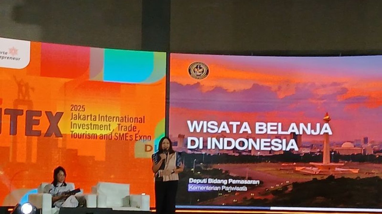 Kementerian Pariwisata mendorong kampanye Wisata Belanja Jakarta untuk mendongkrak pendapatan negara, melihat potensi besar dari pengeluaran wisatawan mancanegara dan nusantara.