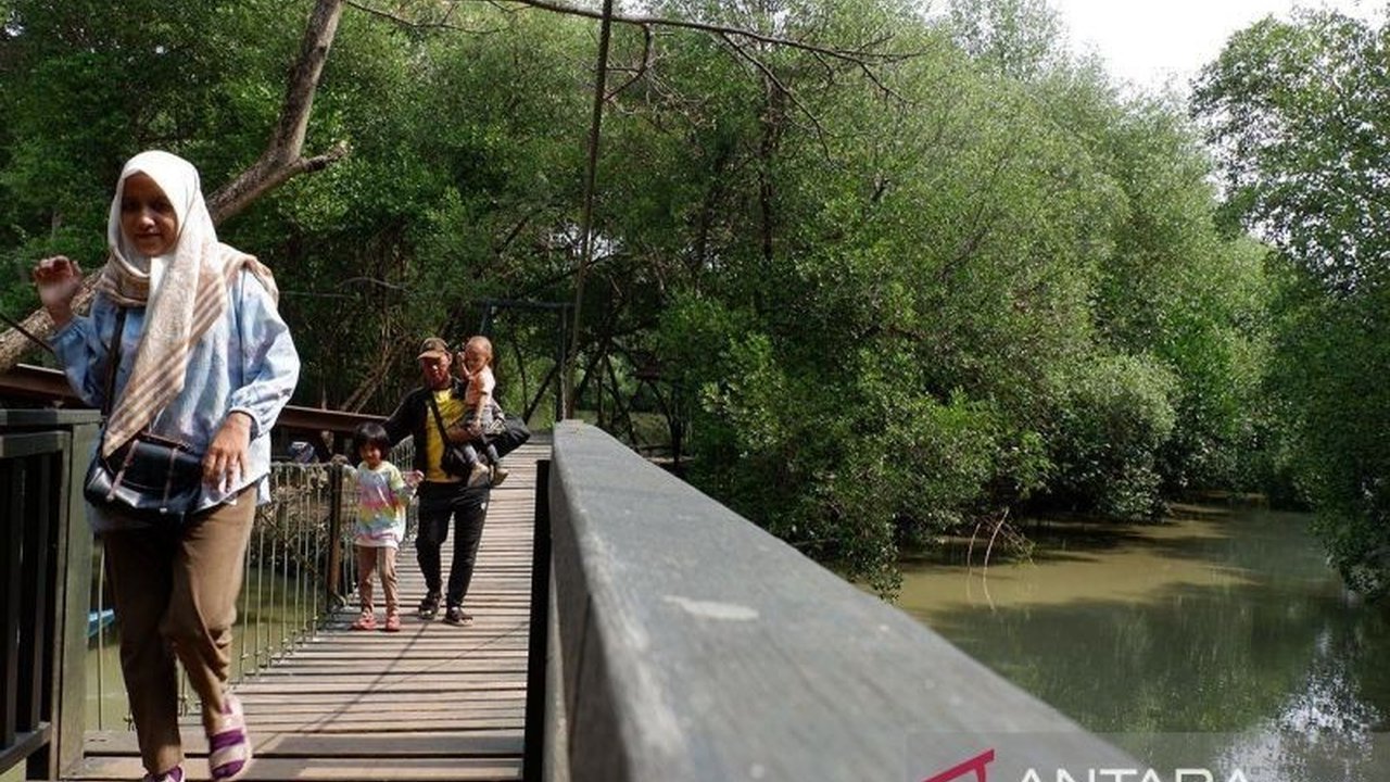 Pemkot Jakut menggelar bimtek untuk 100 pelaku pariwisata, meningkatkan kesadaran dan kesiapsiagaan dalam antisipasi bencana pariwisata Jakut, termasuk kebakaran. Bagaimana mereka disiapkan?