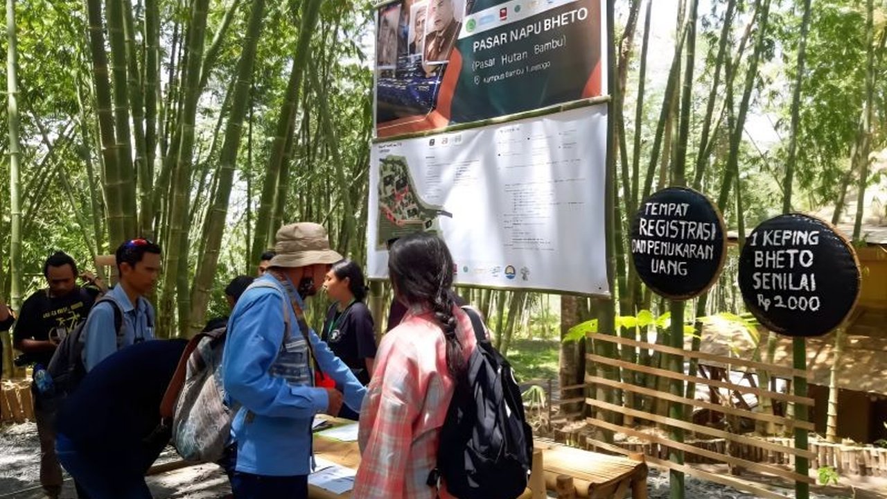 Kabupaten Ngada di NTT mencatat kunjungan 52.085 wisatawan pada semester I 2025. Cari tahu strategi promosi Wisata Ngada yang sukses menarik puluhan ribu pengunjung ini.