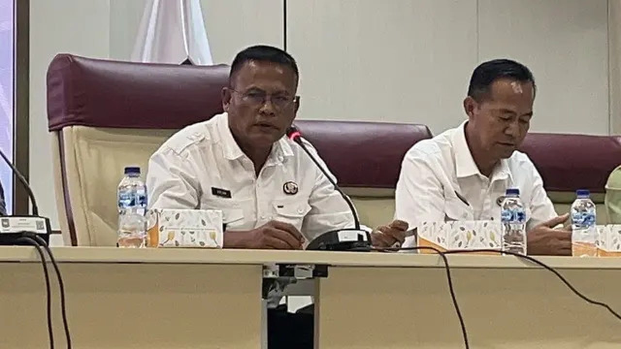 Wali Kota Prabumulih, Arian, di Inspektorat Kemendagri, Jakarta Pusat, Kamis (18/9/2025). (Foto: Liputan6.com/Winda Nelfira).