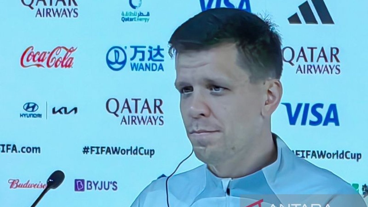 Wojciech Szczesny Barcelona, kiper yang sempat pensiun, kini ikhlas menjadi pelapis Joan Garcia. Ia siap membimbing juniornya agar tampil konsisten di level tertinggi.