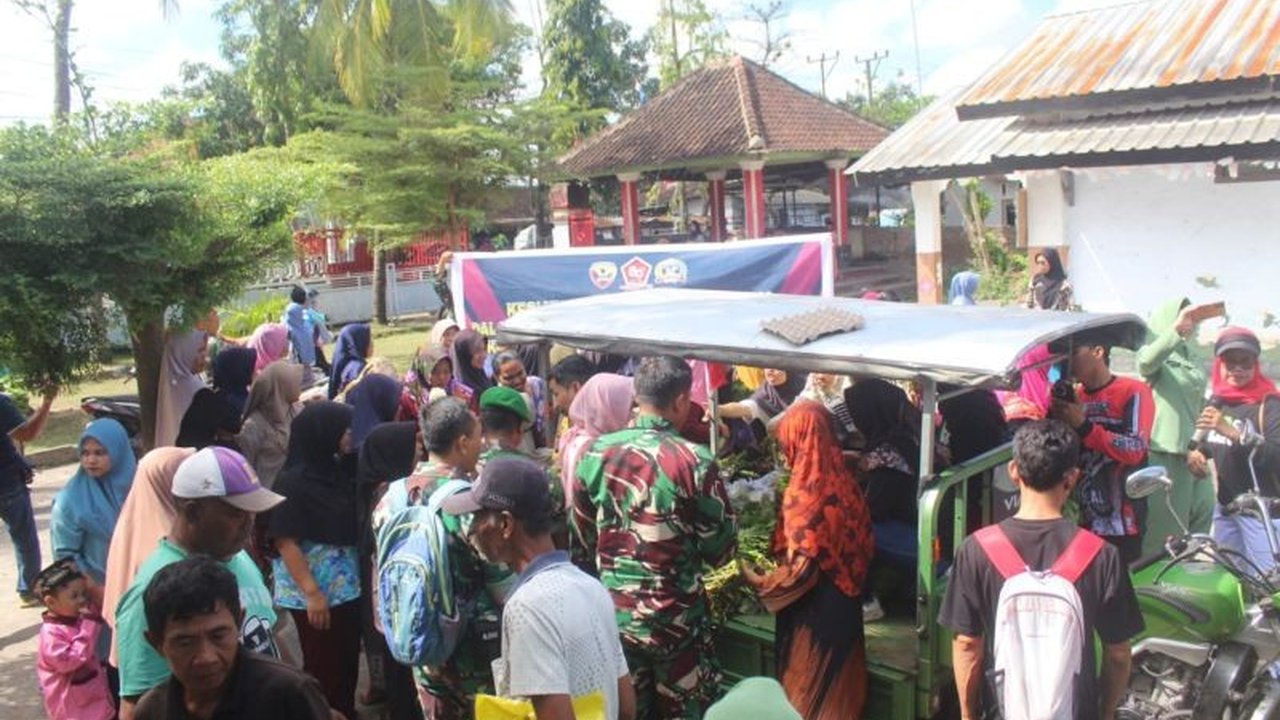 Kodim 1620 Lombok Tengah menyalurkan bantuan sembako dan sayur segar kepada warga kurang mampu, tak hanya meringankan beban tapi juga dorong pola hidup sehat. Simak detailnya!
