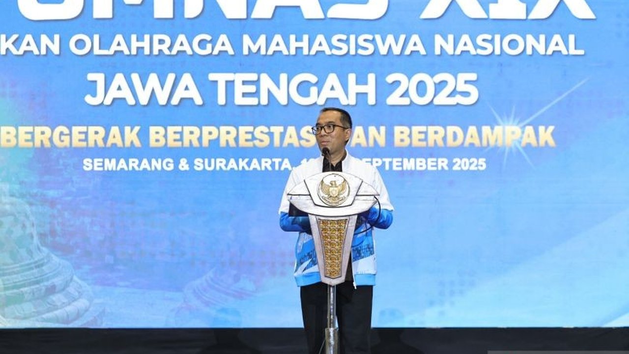 Mendiktisaintek Brian Yuliarto berharap Pomnas XIX 2025 mampu menciptakan sarana kompetisi sehat dan melahirkan atlet nasional profesional bagi pemuda bangsa.