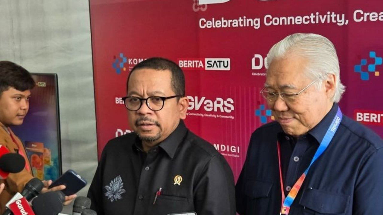 Pemerintah segera luncurkan Program Magang Nasional dengan target 20.000 fresh graduate, menawarkan gaji setara UMP untuk menggerakkan ekonomi dan membuka lapangan kerja.