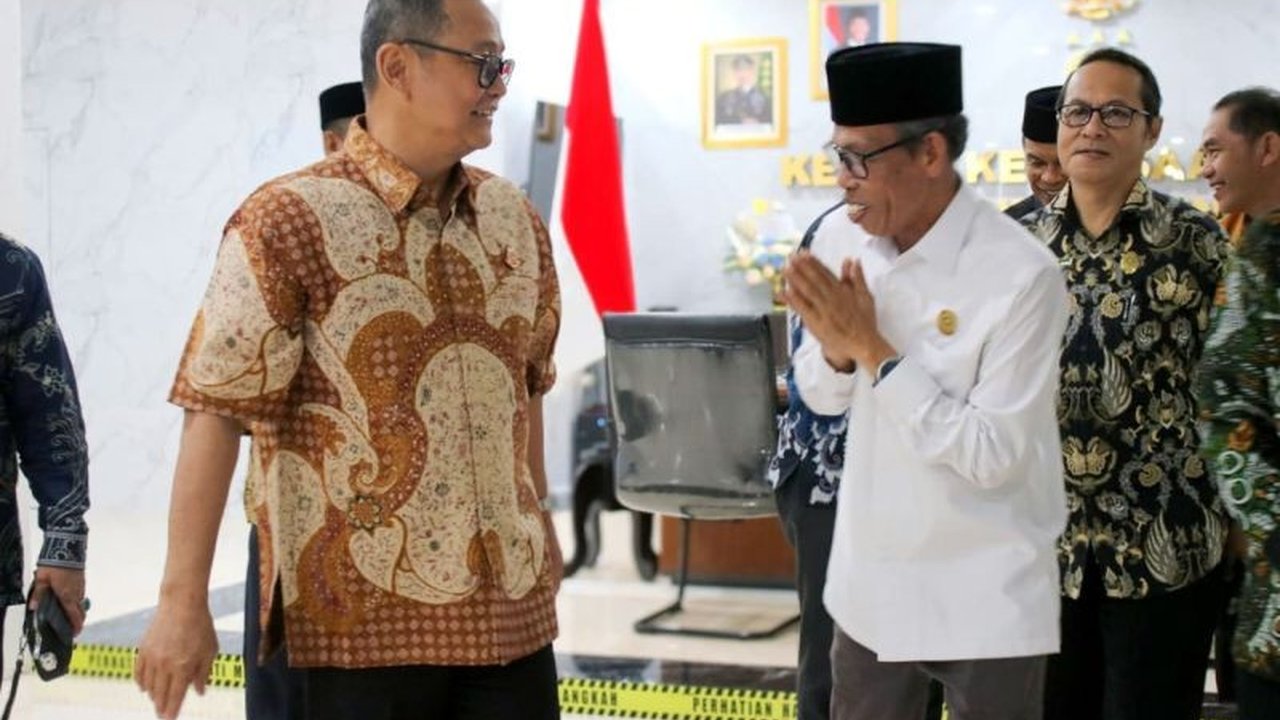 Kejati Sulteng memberikan apresiasi atas tata kelola transparan perguruan tinggi di daerah tersebut, bahkan menawarkan diri menjadi pengajar. Bagaimana langkah selanjutnya?