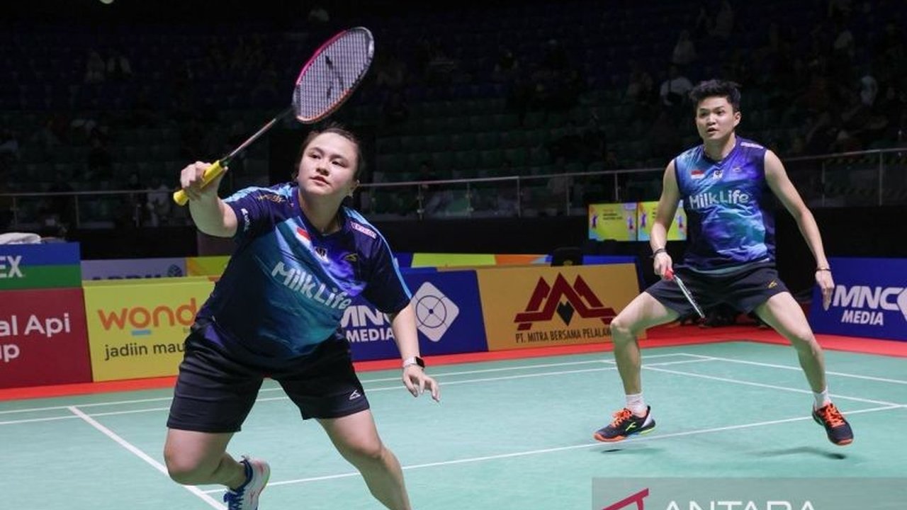 Pebulu tangkis ganda campuran Indonesia, Bobby Setiabudi/Melati Daeva Oktavianti, melakukan Bobby Melati Evaluasi mendalam setelah langkah mereka terhenti di semifinal Indonesia Masters 2025. Apa saja yang akan mereka perbaiki?