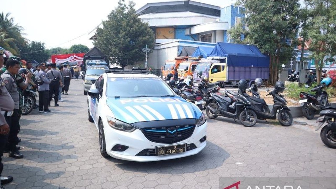 Korlantas Polri dan Istana merespons cepat gerakan 'Stop tut, tut, wuk, wuk' dengan membekukan penggunaan larangan sirine strobo pejabat, bahkan Presiden Prabowo beri contoh tidak menggunakan fasilitas tersebut.