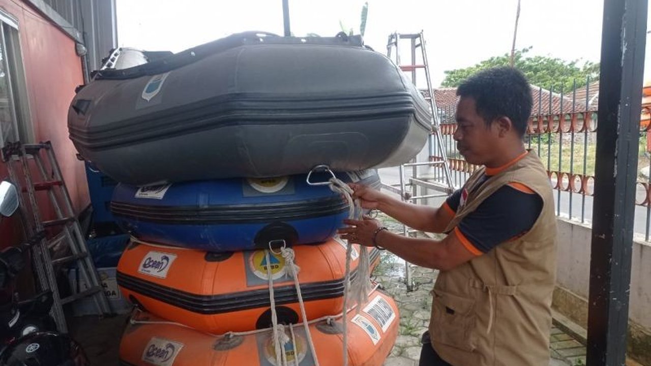 Pemerintah Kabupaten Lebak meminta warganya untuk tingkatkan Waspada Bencana Lebak. Cuaca ekstrem yang kerap melanda membuat daerah ini rawan bencana alam. Siapkah Anda?