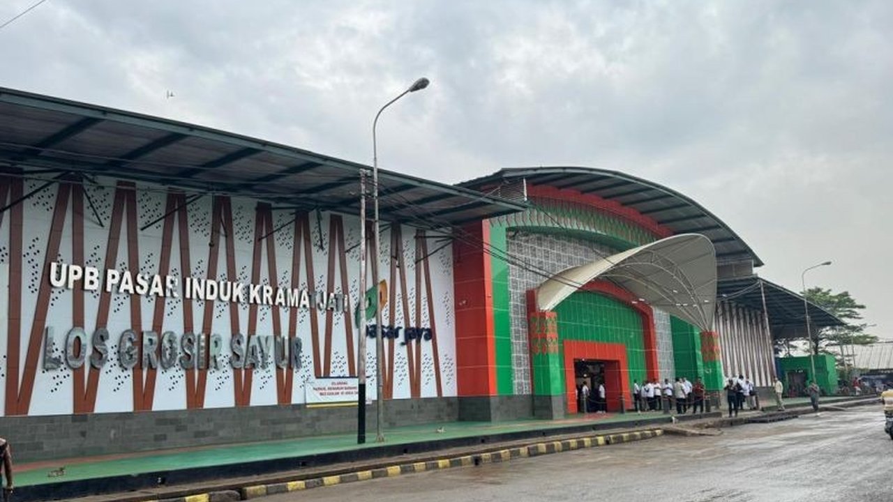 Klaim 60 Pasar Tradisional Jakarta kumuh dibantah Koalisi Rakyat Pemerhati Jakarta Baru (KATAR). Data Perumda Pasar Jaya menunjukkan tren perbaikan, bukan kerusakan parah yang diklaim.