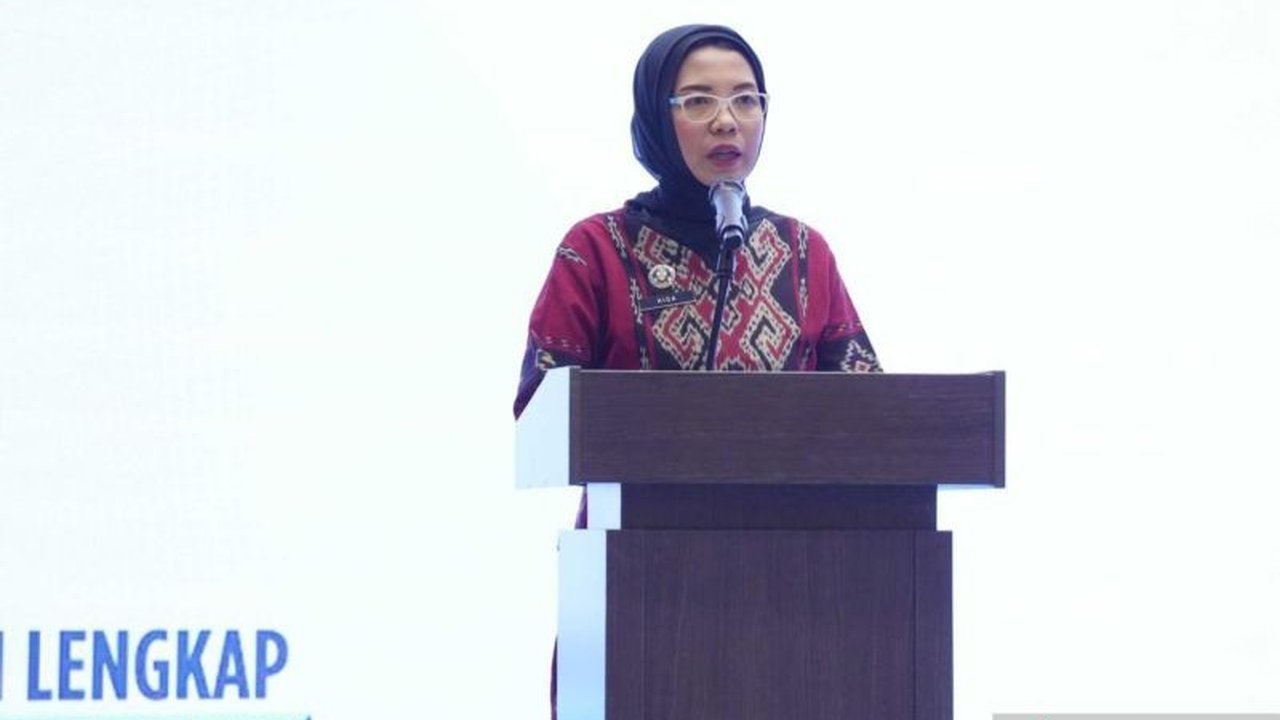 Badan Gizi Nasional (BGN) mendesak Satuan Pelayanan Pemenuhan Gizi (SPPG) untuk memperkuat komunikasi publik dalam menanggapi isu keamanan pangan MBG, demi menjaga kepercayaan masyarakat.