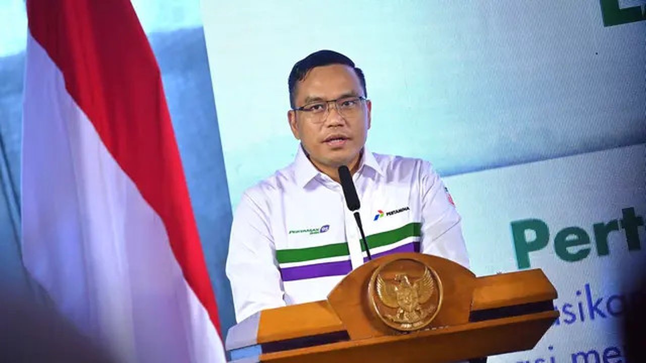 Direktur Utama Pertamina Simon Aloysius Mantiri memberikan sambutan pada acara Peluncuran Pertamax Green 95 untuk Wilayah Jawa Tengah yang dilaksanakan hari ini Kamis, 5 Juni 2025 di Semarang
