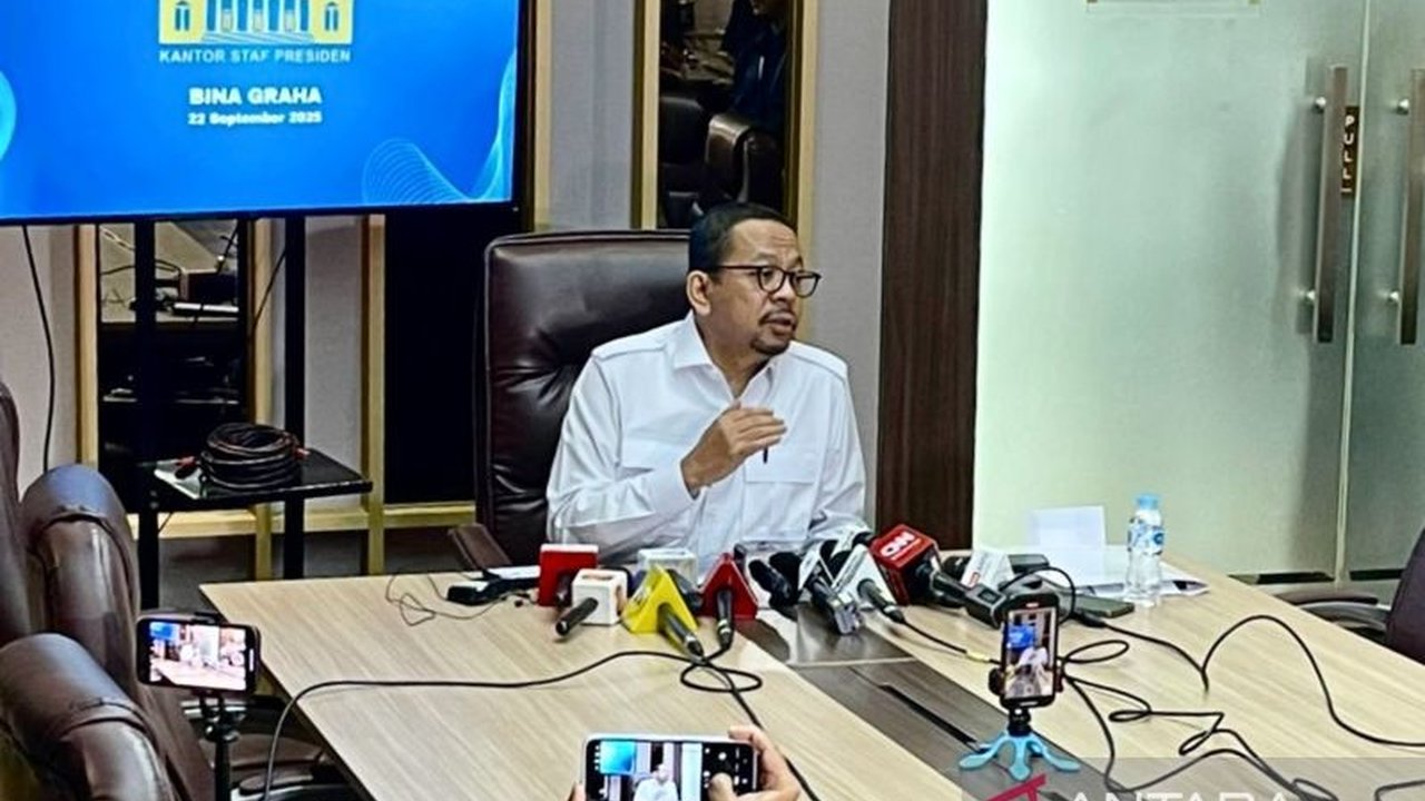 Kepala Staf Kepresidenan (KSP) Muhammad Qodari menyebut kenaikan gaji ASN 2025 belum dapat dipastikan, meski tercantum dalam Perpres. Simak alasannya!