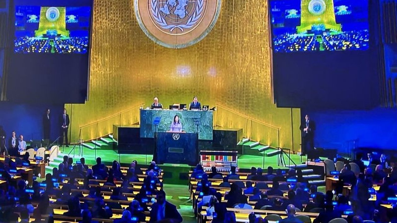 Presiden Sidang Umum PBB Annalena Baerbock menyerukan pentingnya dialog dan diplomasi untuk mengatasi tantangan global dalam perayaan Diplomasi PBB ke-80, mengingatkan pelajaran pahit masa lalu.