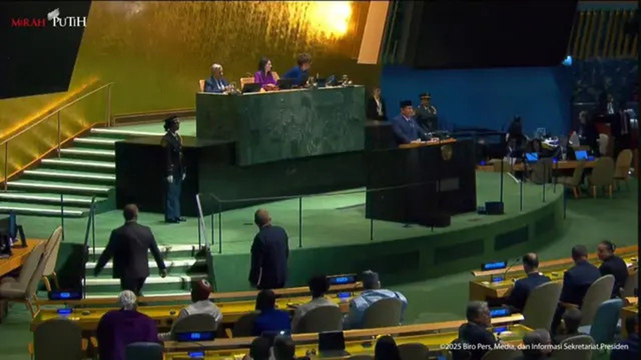 Presiden Prabowo Subianto menyampaikan pidato di Sidang Umum Perserikatan Bangsa-Bangsa (PBB) ke-80, Selasa (23/9/2025). (Dok. Tangkapan Layar YouTube Sekretariat Presiden)