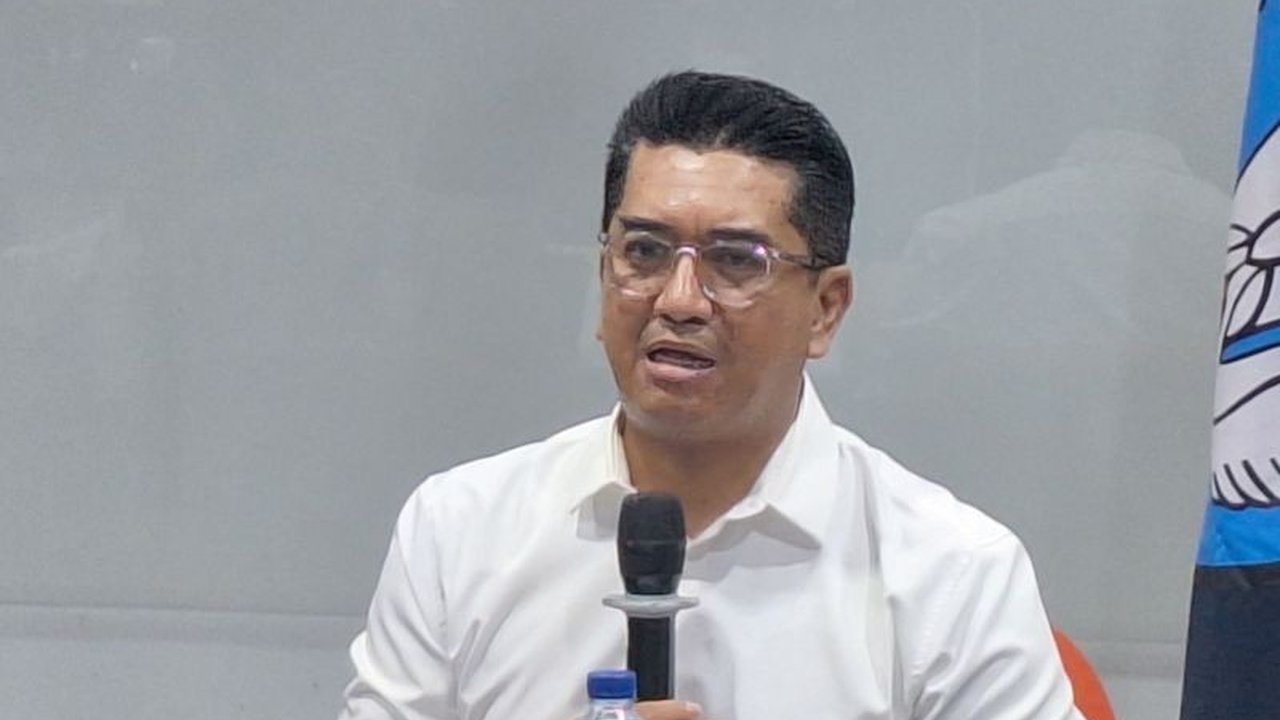 Rektor UI Prof Heri Hermansyah menyoroti krusialnya Peran Universitas dalam Industri Indonesia, mencetak lulusan siap kerja dan mendorong ekonomi. Apa tantangan yang dihadapi kampus?
