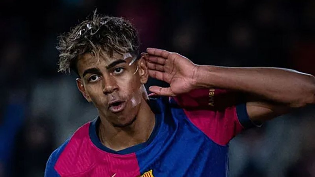 Meski gagal meraih Lamine Yamal Ballon d’Or 2025, Hansi Flick yakin kegagalan ini justru memicu semangat Lamine Yamal untuk tampil lebih baik dan sabet Kopa Trophy.