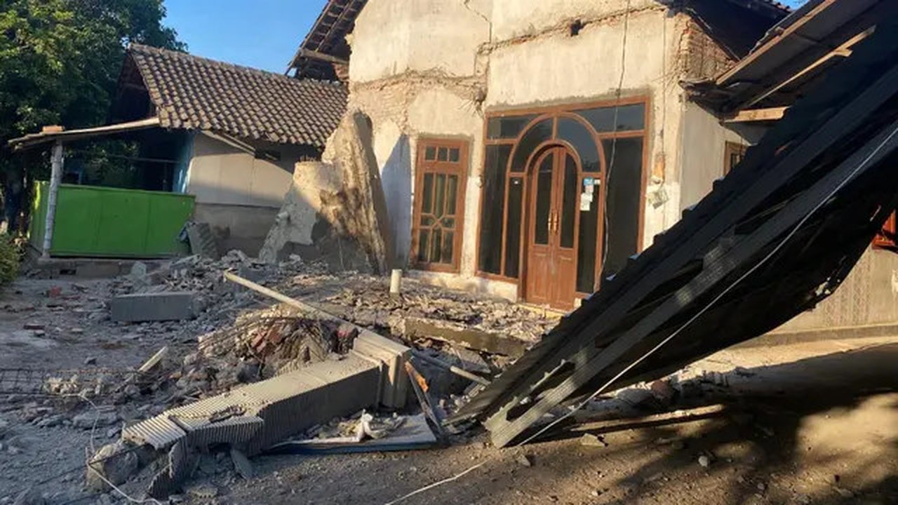 Gempa Magnitudo 5,7 mengguncang wilayah Banyuwangi Jatim, Kamis (25/9/2025), pukul 16.04.12 WIB. (Liputan6.com/ Dok BMKG)