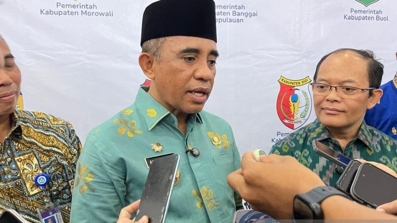 Pemerintah Provinsi Sulawesi Tengah (Sulteng) berkomitmen kuat dalam Pelestarian Bahasa Daerah Sulteng, menyadari pentingnya identitas budaya dan mencegah kepunahan bahasa ibu di tengah gempuran modernisasi.