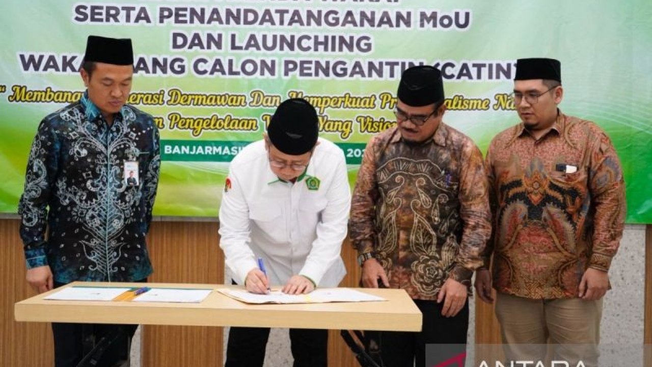 Kemenag Kalsel dan BWI meluncurkan program wakaf uang calon pengantin sebagai inovasi strategis. Program ini tidak hanya bernilai ibadah, tetapi juga investasi sosial dan peradaban yang bermanfaat luas.