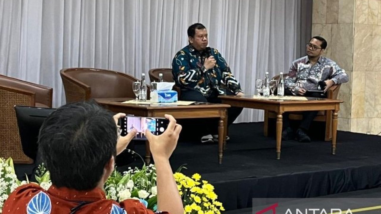 Kementerian Kehutanan menegaskan lahan gambut memegang peran vital dalam memajukan Perdagangan Karbon Kehutanan di Indonesia. Simak mengapa potensi ini tidak akan mengganggu target iklim nasional!