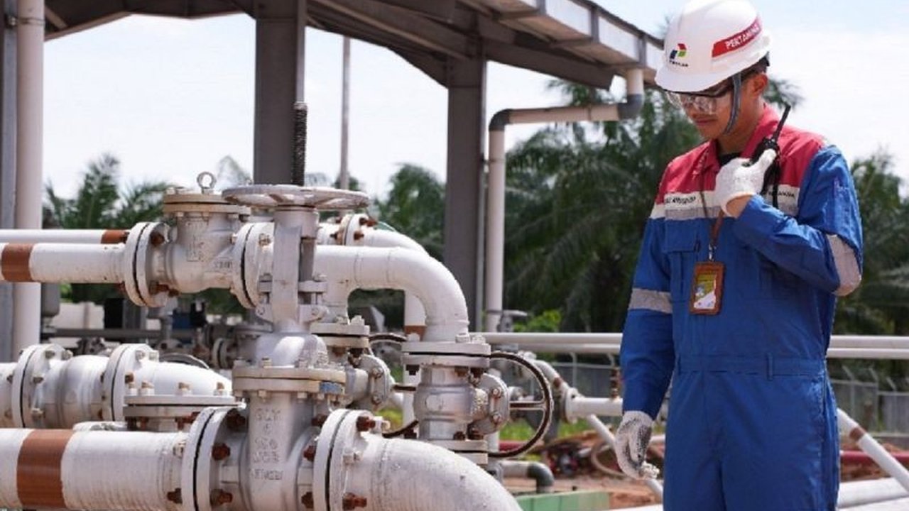 Pertamina EP Field Jambi tingkatkan pengamanan jalur pipa minyak dengan teknologi canggih dan patroli rutin, menyusul kasus pencurian minyak yang merugikan negara.