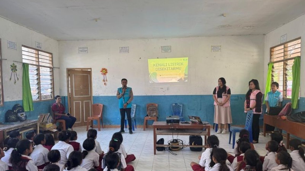 PLN UIW NTT gencar edukasi pelajar di Sumba Timur tentang keselamatan berlistrik, menanamkan kesadaran bahaya listrik sejak dini demi masa depan aman. Penasaran tips praktisnya?