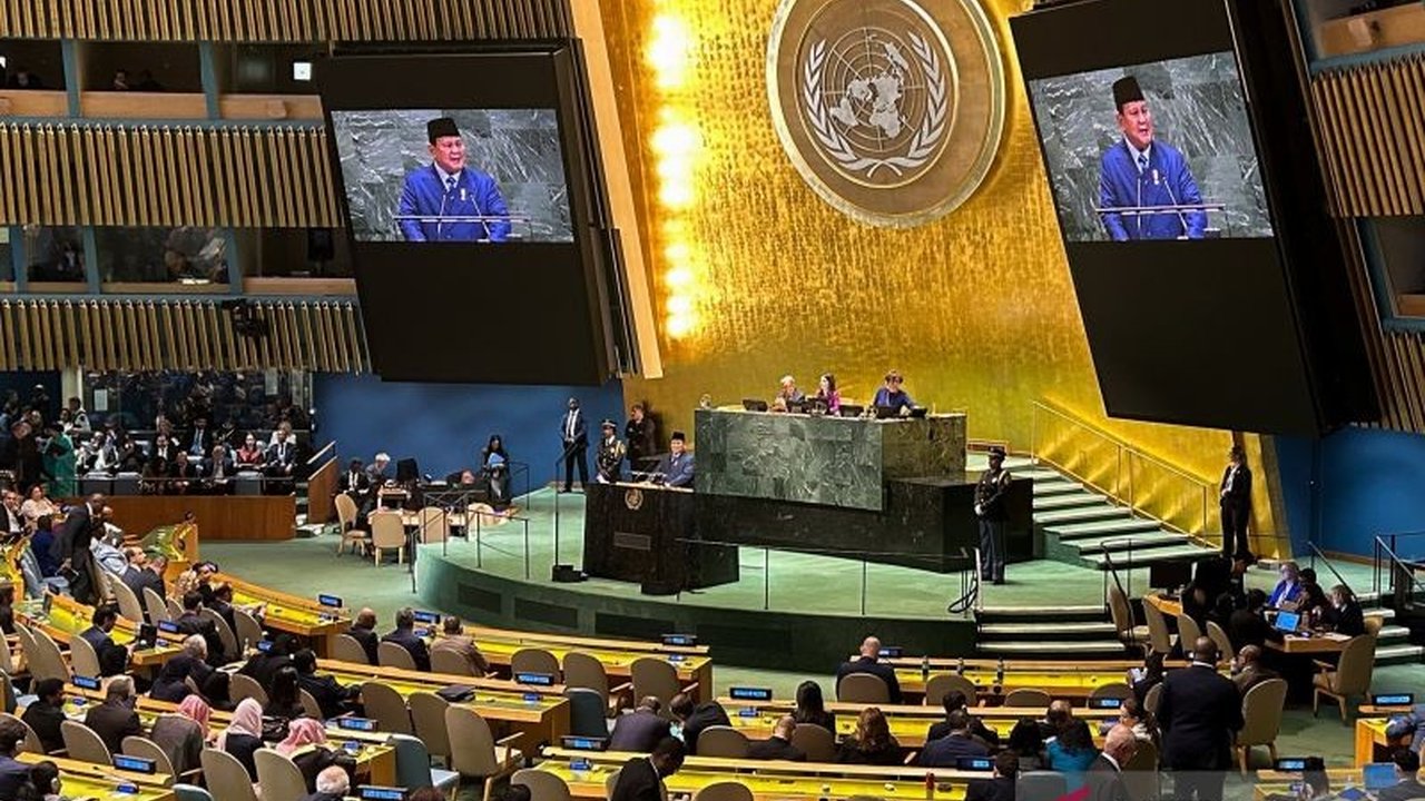 Dalam Pidato Prabowo di PBB, Presiden RI tawarkan solusi dua negara untuk konflik Palestina-Israel, menegaskan Indonesia sebagai role model diplomasi dunia yang berpegang pada prinsip keadilan.