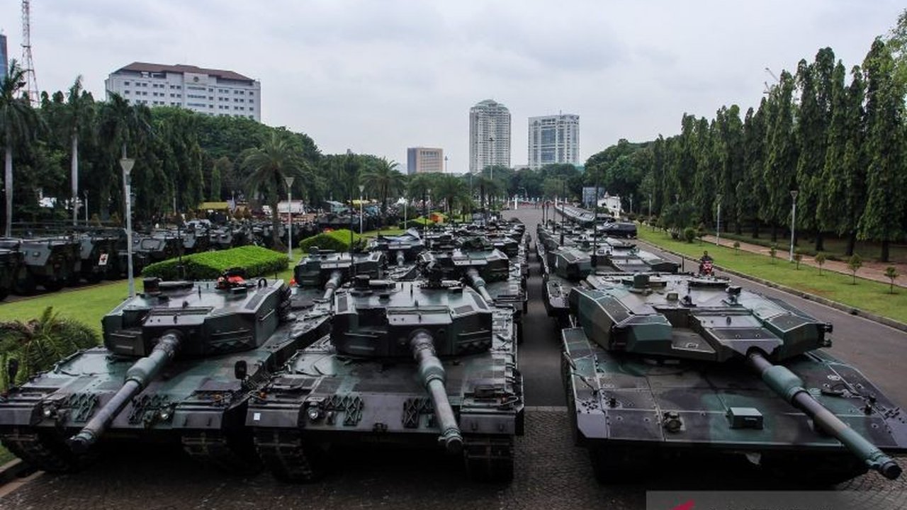 Puncak perayaan HUT ke-80 TNI semakin dekat! Ketahui jadwal Gladi Bersih HUT TNI di Monas awal Oktober 2025 dan intip kesiapan pasukan yang sudah mencapai 80 persen.