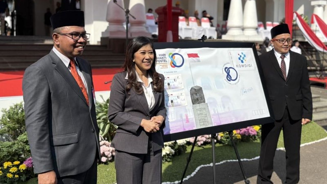 Menkomdigi Meutya Hafid menegaskan pentingnya penguatan layanan postel untuk kedaulatan bangsa dan ekonomi. Simak peran historis PTT dan regulasi baru yang mendukung penguatan layanan postel.