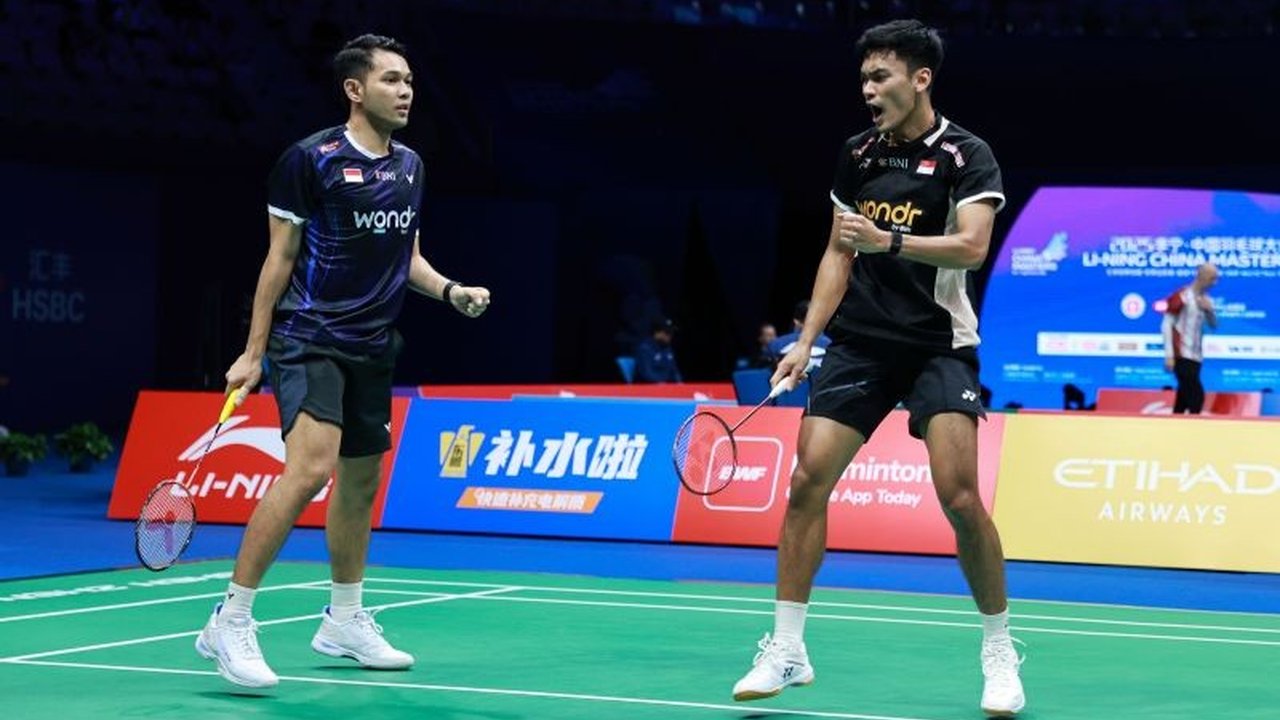 Ganda putra Indonesia Fajar/Fikri berhasil melaju ke perempat final China Masters 2025 setelah menumbangkan wakil China dan kini berambisi revans atas pasangan Malaysia.