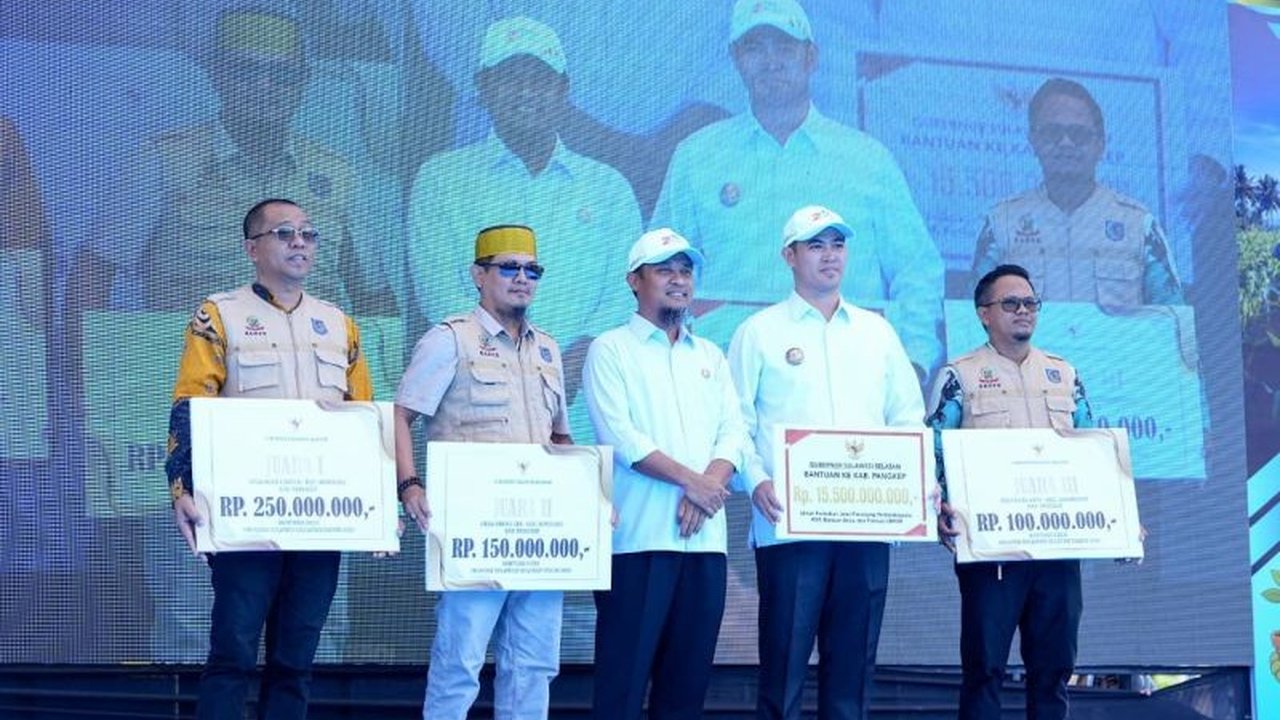 Gubernur Sulsel bersama DPD RI mencanangkan bibit jagung di Pangkep, bagian dari program Asta Cita ketahanan pangan. Langkah ini diharapkan memperkuat swasembada pangan nasional.
