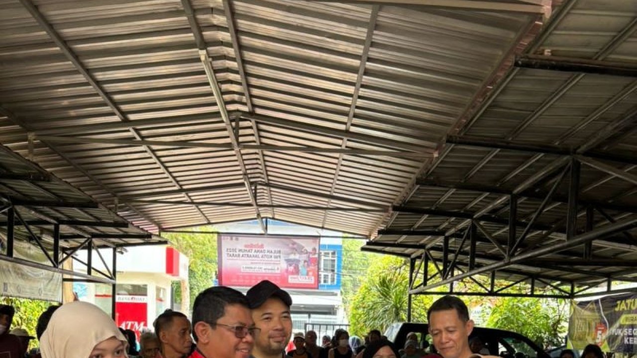 98 Resolution Network bersama PGN menyalurkan 1.000 paket sembako di Krukut dan Bekasi, sekaligus menyosialisasikan capaian pemerintah. Apa saja program yang disorot?