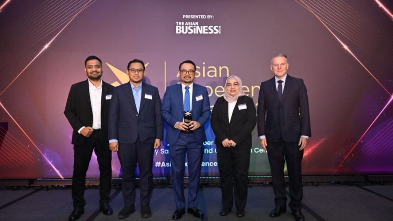 PT Pertamina Patra Niaga menargetkan transaksi MyPertamina mencapai 16 juta pada akhir 2025. Bagaimana strategi mereka mencapai angka fantastis ini dan apa saja fitur terbarunya?