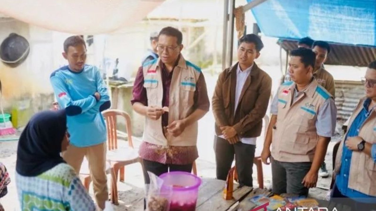 YBM PLN Unit Induk Wilayah Kepulauan Bangka Belitung sukses jalankan Program Desa Cahaya, bantu 50 desa binaan tingkatkan produktivitas dan kesejahteraan warga.