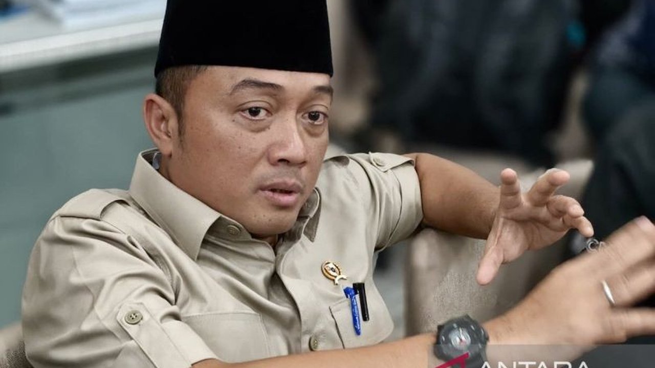 Pemerintah, melalui Mensesneg Prasetyo Hadi, menyatakan mengikuti wacana revisi UU Parpol yang bukan hal baru. Apa saja poin yang akan dievaluasi dan mengapa ini penting?