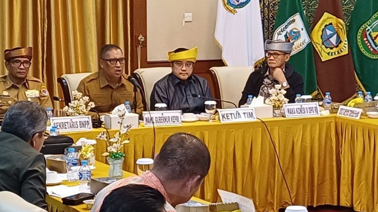 Komisi II DPR RI mendesak peningkatan Pengawasan Perbatasan Kepri yang rawan penyelundupan dan perdagangan orang, mengingat 7 dari 10 pintu keluar TPPO nasional berada di sana. Apa langkah Pemda?