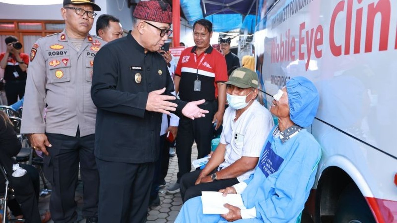 Palang Merah Indonesia (PMI) Banyuwangi bersama John Fawcett Foundation (JFF) kembali menggelar **operasi katarak gratis Banyuwangi** bagi ratusan warga, akankah program ini terus berlanjut?