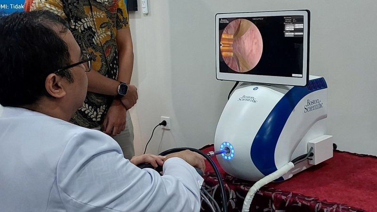 RSCM kini menjadi pusat pelatihan resmi Rezum Water Vapor Therapy, metode minimal invasif terbaru untuk pembesaran prostat jinak, menawarkan harapan baru bagi pasien tanpa operasi besar.