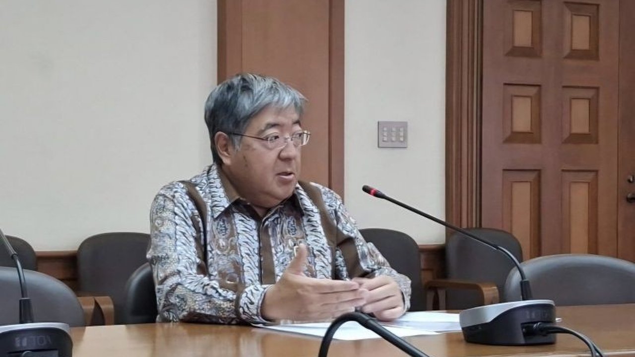 Duta Besar Jepang Masaki Yasushi menekankan krusialnya Pertukaran Masyarakat RI-Jepang untuk mempererat hubungan ekonomi dan budaya. Simak bagaimana pengalaman ini membentuk masa depan!