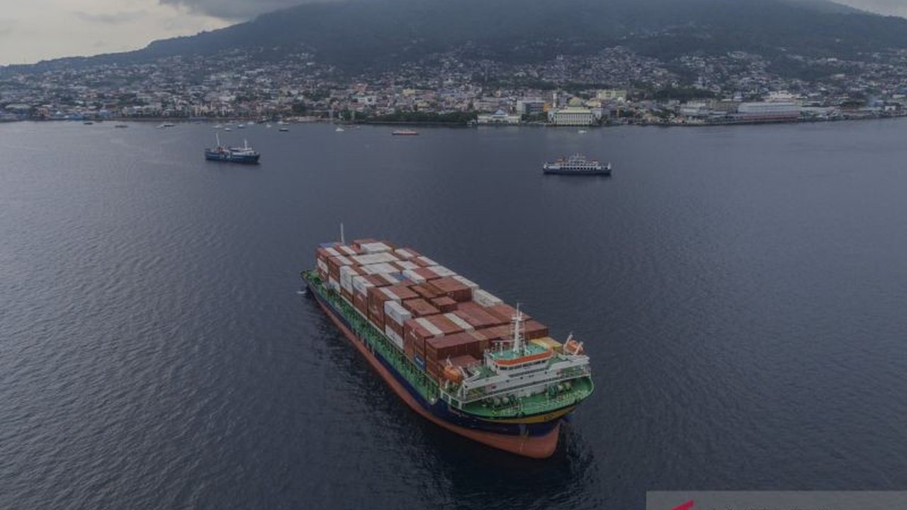 Bank Indonesia (BI) menilai surplus neraca perdagangan Indonesia pada Agustus 2025 yang mencapai US$5,49 miliar menopang ketahanan eksternal, melampaui bulan sebelumnya.