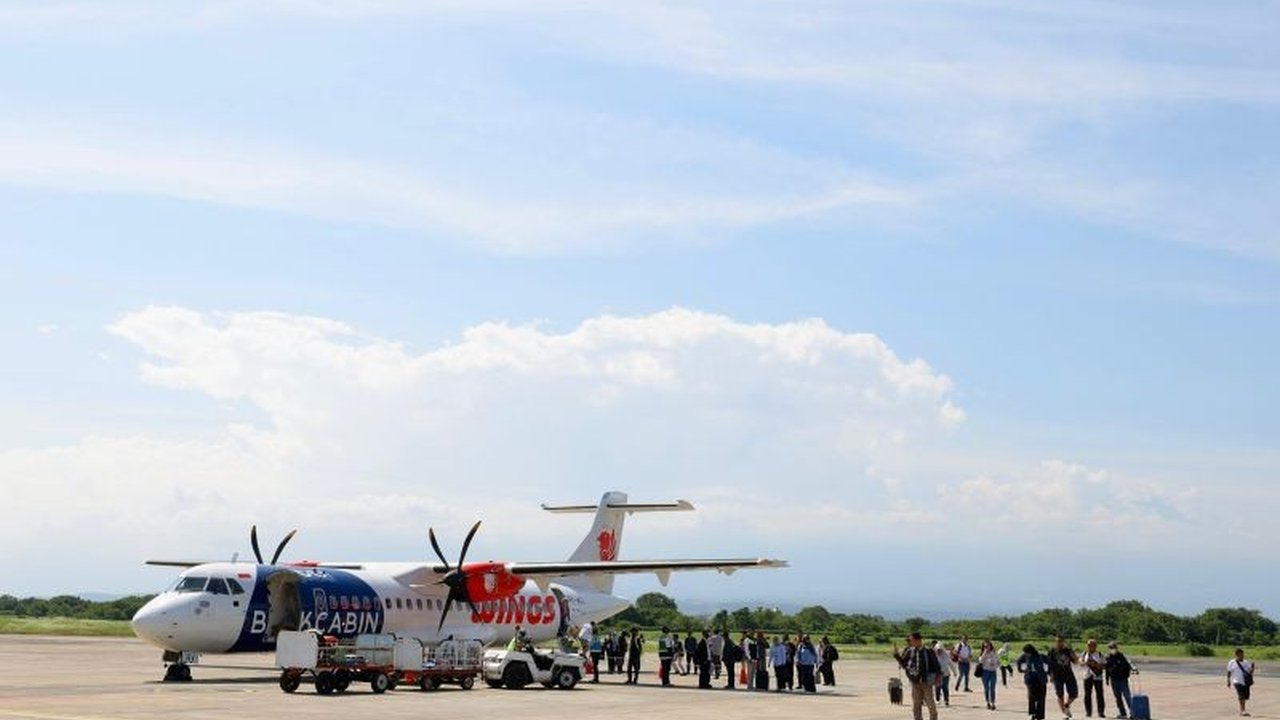 Maskapai Wings Air menambah frekuensi penerbangan Surabaya Banyuwangi menjadi tiga kali sepekan menyusul tingginya okupansi, memperkuat aksesibilitas dan mobilitas.